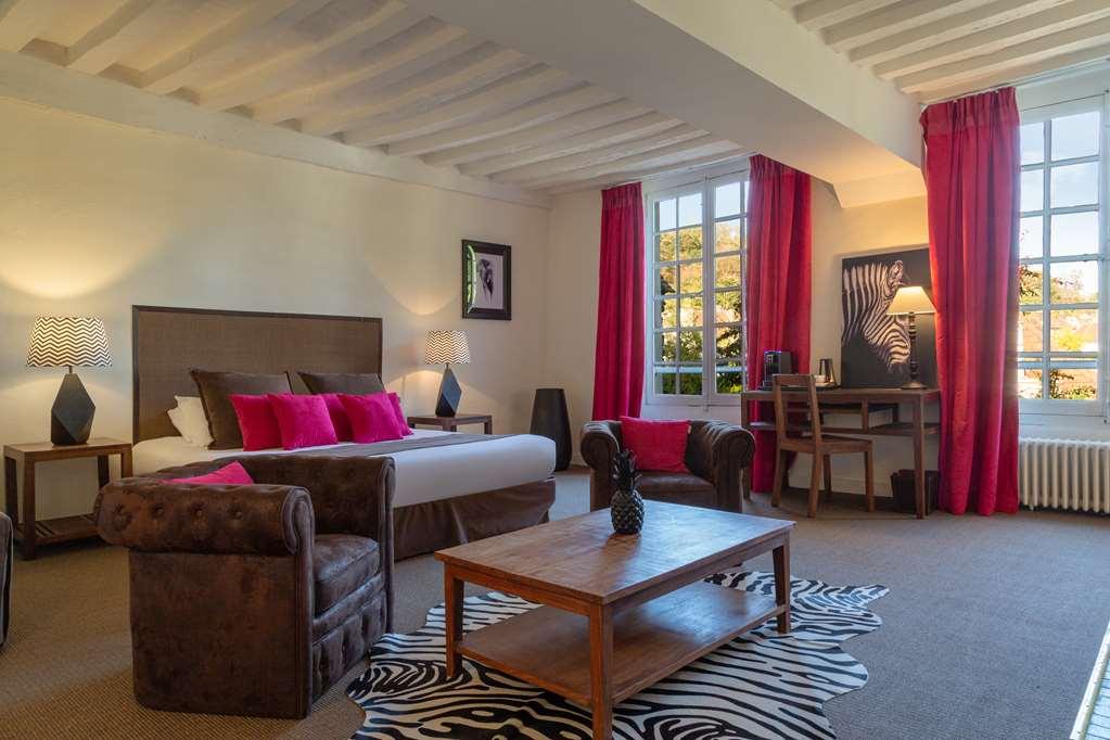 Hotel Saint-Laurent, The Originals Relais Montfort l'Amaury Ruang foto